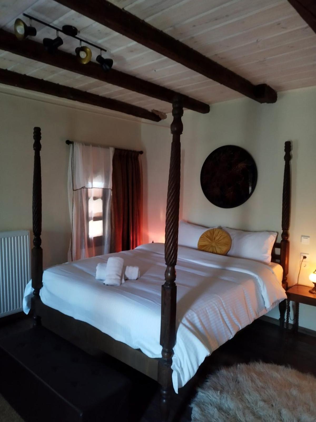 Theopetra Home Rum bild